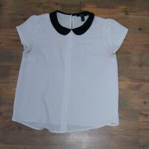 Forever 21 White Blouse with Black Collar